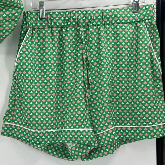 Ivy storehouse pajama set with satin hat size medium new with packaging - Picture 8 of 16